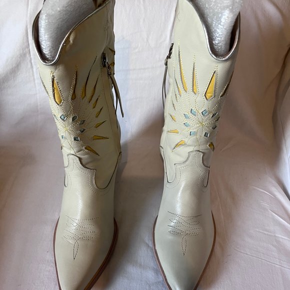 Supernova Western Boots - Size 10 - Picture 2 of 7